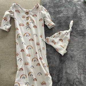 Caden Lane sleep gown and hat set 0-3